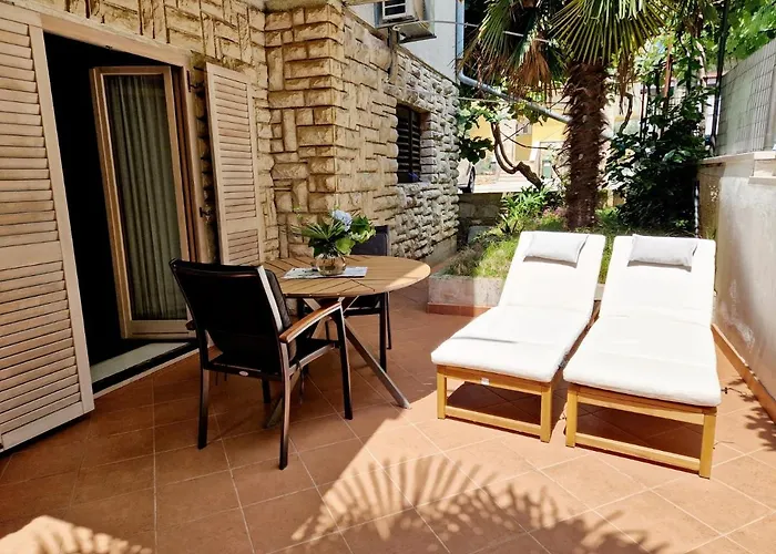 Villa Mihaela Porec Holiday Apartments Daire Poreč
